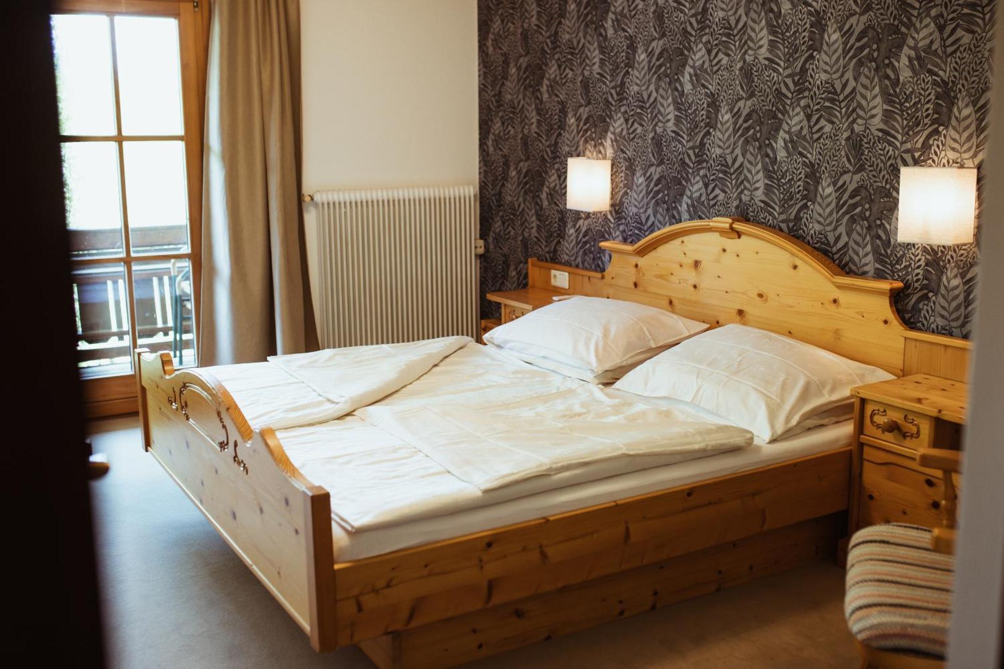 Primushaeusl Gaestehaus ストローブル 部屋 写真