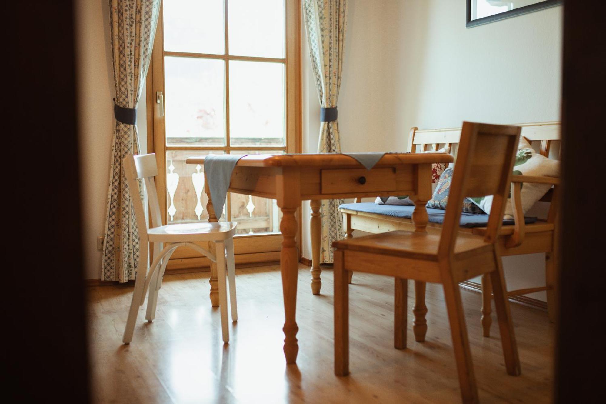 Primushaeusl Gaestehaus ストローブル 部屋 写真