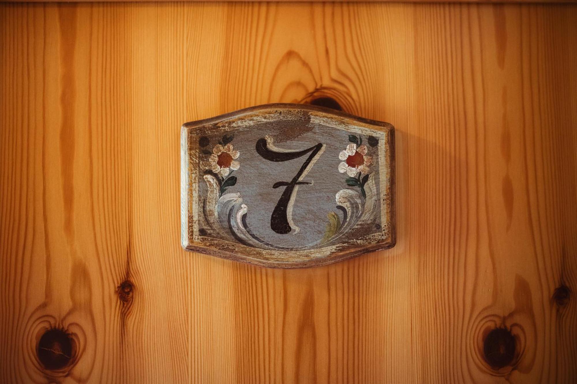 Primushaeusl Gaestehaus ストローブル 部屋 写真