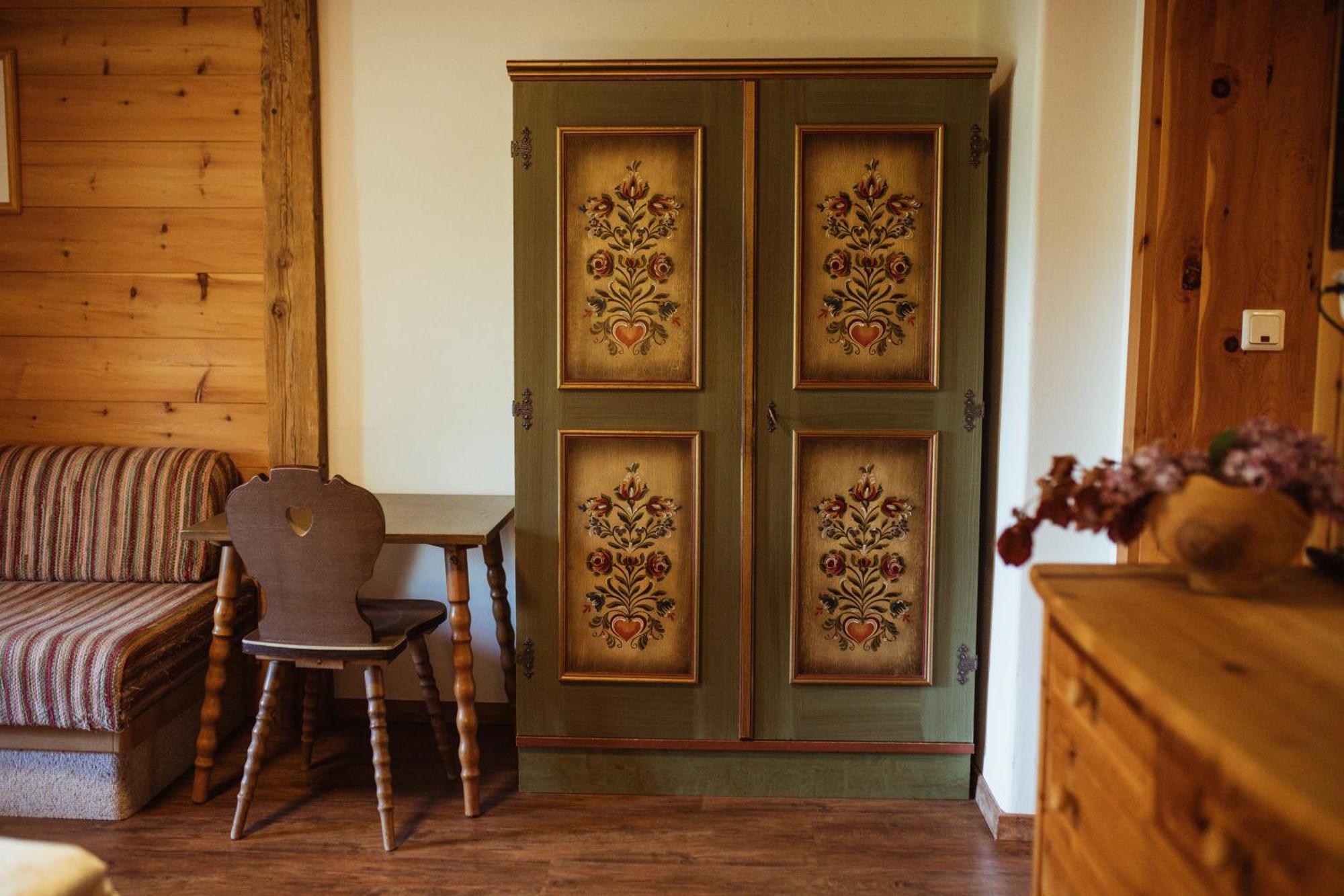 Primushaeusl Gaestehaus ストローブル 部屋 写真